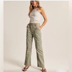 NWOT Abercrombie & Fitch Relaxed Utility Cargo Pants